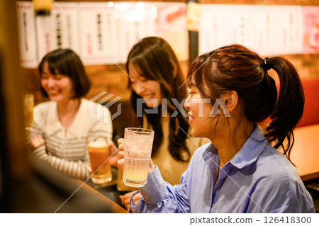 A scene at an izakaya 126418300
