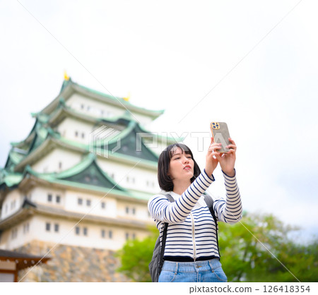 旅行的女人的肖像 旅行的女人的肖像 126418354
