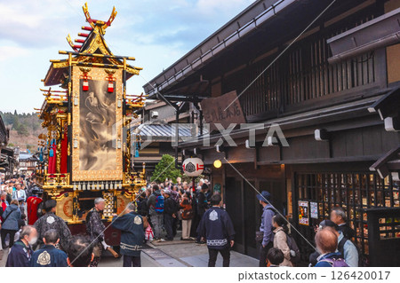 250414 Spring Takayama Festival illustration 111z436 126420017