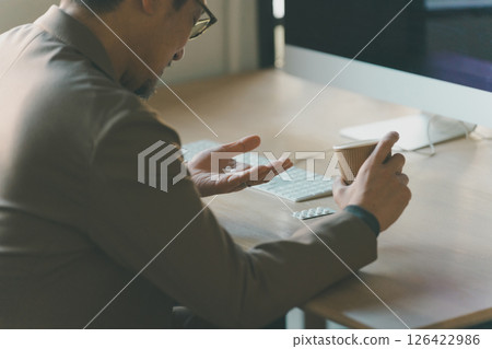 公司職員 商務人士 男人 126422986