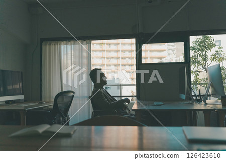 商務人士 男人 男 126423610