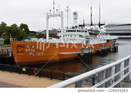 第一艘南極科考船“宗谷號” 第一艘南極科考船“宗谷號” 126424263