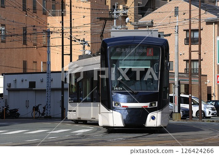 [熊本市電] 2400系列（本線：辛島町～慶德學校） 126424266