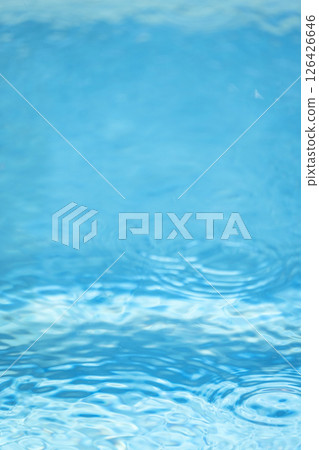 波光粼粼的水面，夏日色彩影像 126426646