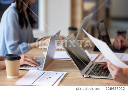 Business person working in the office 126427012