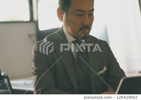 male, man, business man 126429002
