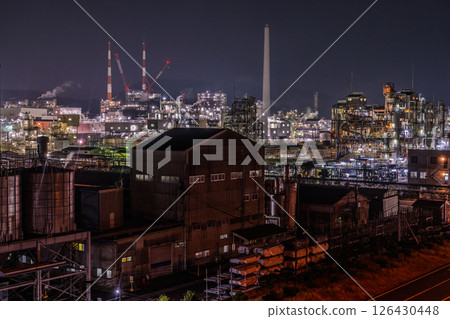 《Yamaguchi Prefecture》 Night view of factories in Shunan City and around Shunan Ohashi Bridge 《Yamaguchi Prefecture》 Night view of factories in Shunan City and around Shunan Ohashi Bridge 126430448