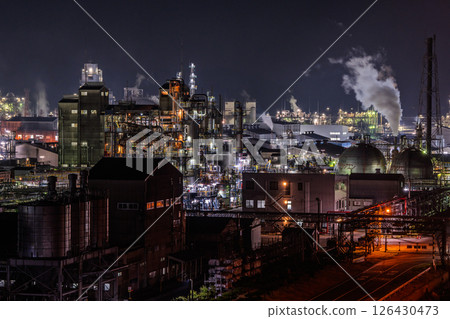 《山口縣》周南市工廠及周南大橋週邊的夜景 126430473