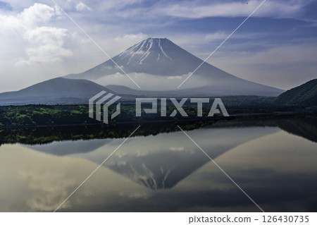 Mount Fuji and inverted Fuji from the shores of Lake Motosu 126430735
