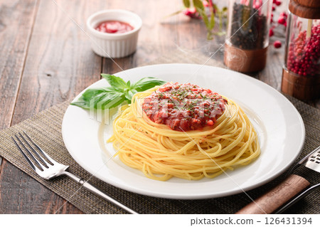 Meat spaghetti (meat sauce pasta) 126431394