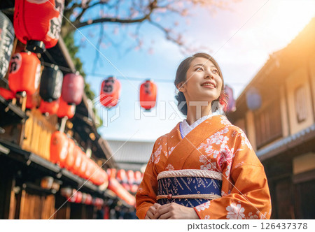 一個穿著和服的女人 一個穿著和服的女人 126437378