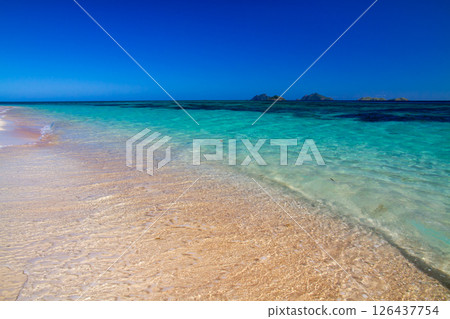 大洋洲斐濟共和國維提島西部瑪瑪努卡群島瑪娜島日落海灘 126437754