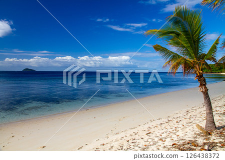 大洋洲斐濟共和國維提島西部瑪瑪努卡群島瑪娜島南灘 大洋洲斐濟共和國維提島西部瑪瑪努卡群島瑪娜島南灘 126438372