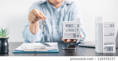 Real estate agent helped the client secure a mortgage loan for their property investment, ensuring the contract was properly handled by the broker. investment, property, estate, loan, real, mortgage. Real estate agent helped the client secure a mortgage loan for their property investment, ensuring the contract was properly handled by the broker. investment, property, estate, loan, real, mortgage. 126439337