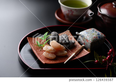 Amanatto (black background) 126439387