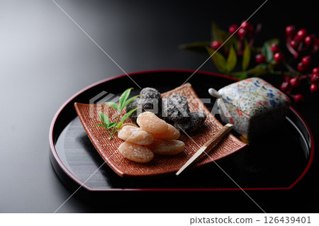 Amanatto (black background) 126439401