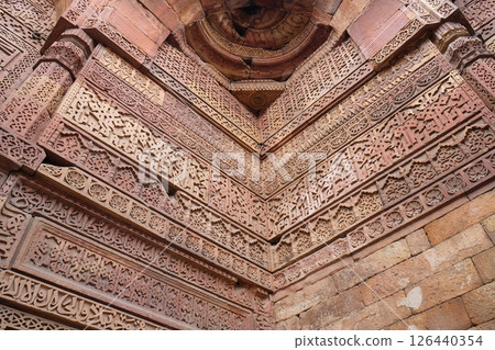 Stone carving on Qutab Minar, Delhi, India Stone carving on Qutab Minar, Delhi, India 126440354
