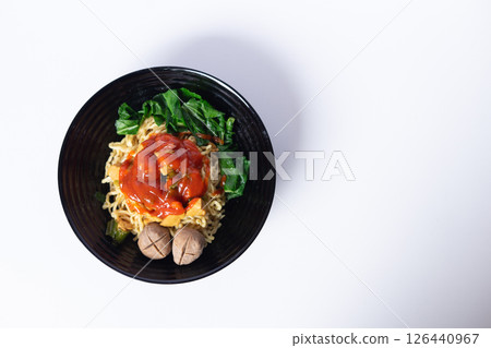 salad with shrimps 126440967