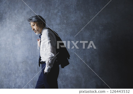 A man in a suit 126443532