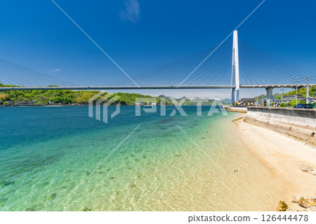 <廣島縣>生口大橋和因島的海岸風景 126444478