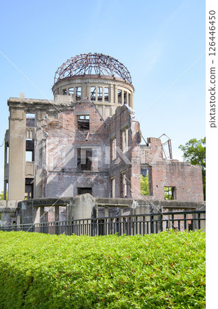 廣島和平紀念公園內的原子彈爆炸圓頂屋 廣島和平紀念公園內的原子彈爆炸圓頂屋 126446450