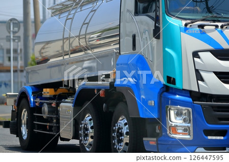 坦克卡車 坦克卡車 126447595