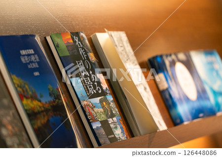 時尚的書架 時尚的書架 126448086