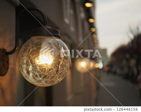 Street lamp 126448158