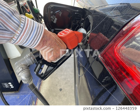 加油 加油 126448359