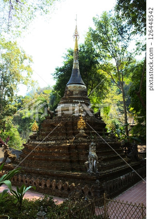 Wat Pharat, Chiang Mai, Thailand Wat Pharat, Chiang Mai, Thailand 126448542