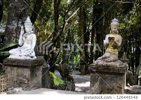 Wat Pharat, Chiang Mai, Thailand 126448548