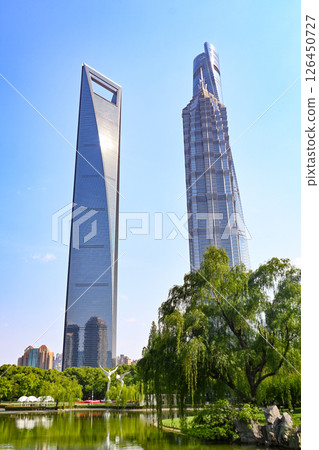 上海陸家嘴的摩天大樓 上海陸家嘴的摩天大樓 126450727