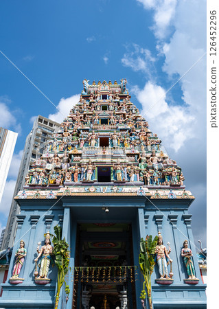 Gopuram tower of Sri Srinivasa Perumal Temple in Singapore 126452296