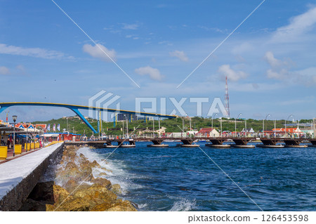 Juliana Queen Bridge in the city of Willemstad 126453598
