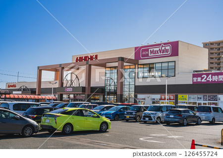 A view of the MaxValu Toyota store in Iwata City (Shizuoka Prefecture) 126455724