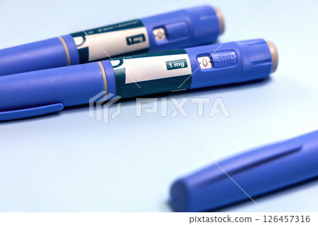 Insulin injection pen or insulin cartridge pen for diabetics and weight loss. Insulin injection pen or insulin cartridge pen for diabetics and weight loss. 126457316