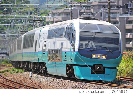 東海道本線真鶴JR東日本系列251 RE-4編隊（大宮）Super View Odoriko 126458941