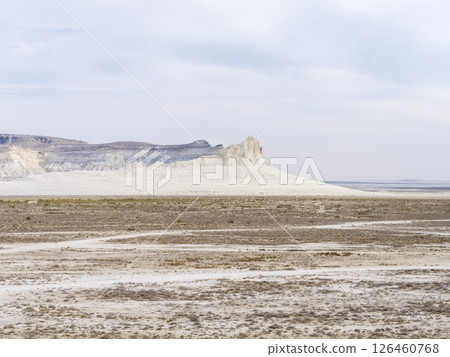 Mangistau, Kazakhstan: Chalk cliffs of the Bozzhira Valley Mangistau, Kazakhstan: Chalk cliffs of the Bozzhira Valley 126460768