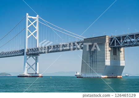 <Kagawa Prefecture> The Great Seto Bridge under the blue sky 126465129