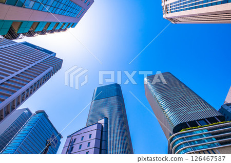 大阪中之島的摩天大樓 126467587