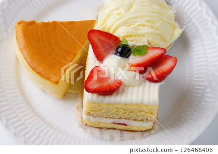Strawberry Shortcake Cheesecake Strawberry Shortcake Cheesecake 126468406