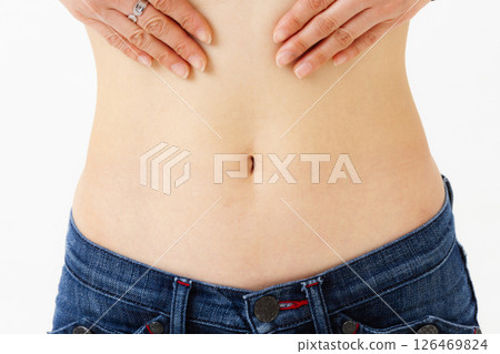 日本年輕女性的腰 日本年輕女性的腰 126469824