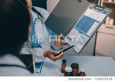 doctors and nurse having informal meeting in hospital canteen doctors and nurse having informal meeting in hospital canteen 126470328