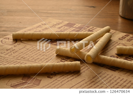 白色皮科拉牛奶口味 白色皮科拉牛奶口味 126470634