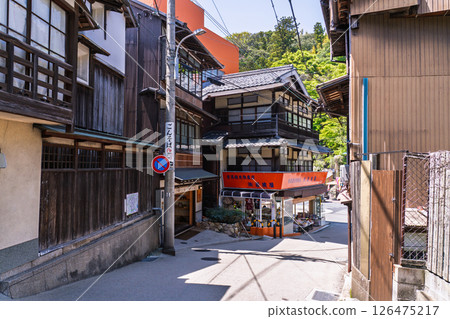 《兵庫縣》有馬溫泉，溫泉小鎮 126475217