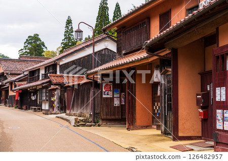 岡山縣：吹屋故鄉 - 紅色的街道 126482957