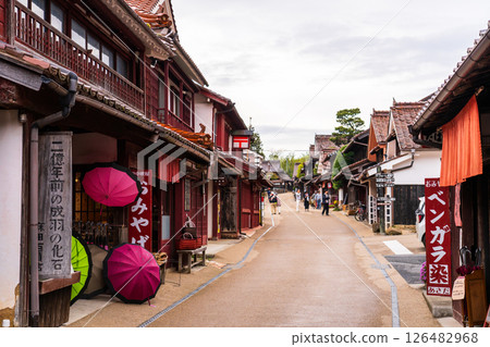 Okayama Prefecture: Fukiya Furusato Village - Red Streets Okayama Prefecture: Fukiya Furusato Village - Red Streets 126482968