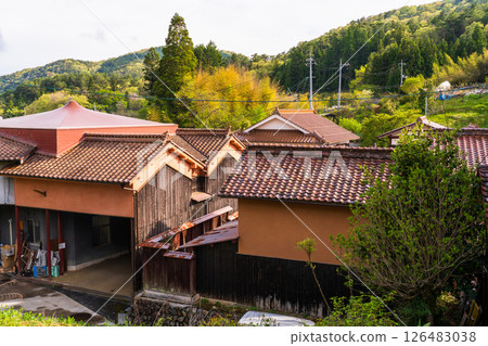 Okayama Prefecture: Fukiya Furusato Village - Red Streets Okayama Prefecture: Fukiya Furusato Village - Red Streets 126483038