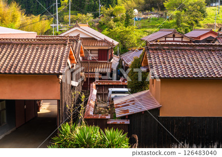Okayama Prefecture: Fukiya Furusato Village - Red Streets 126483040