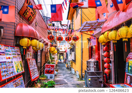 日本橫濱城市景觀,俯瞰橫濱中華街的台南巷 日本橫濱城市景觀,俯瞰橫濱中華街的台南巷 126486623
